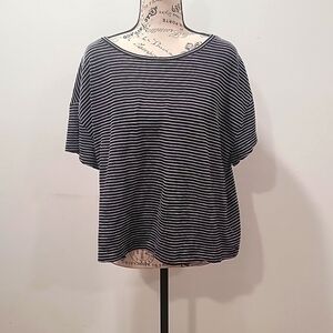 Grunge Gap Woman's Crop Top XXL. B220